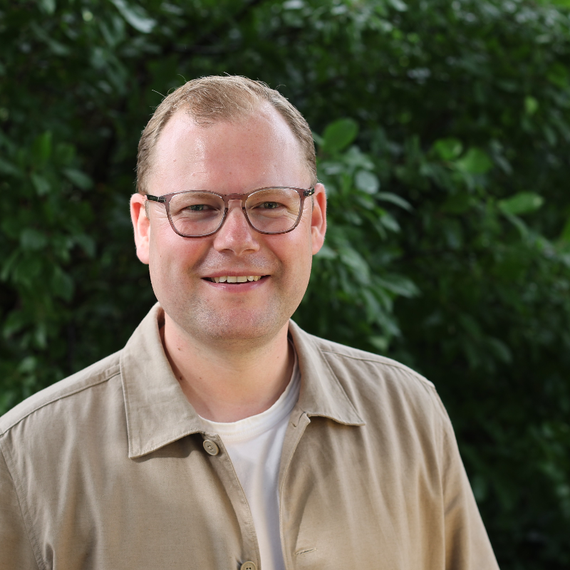  Dennis Thomann